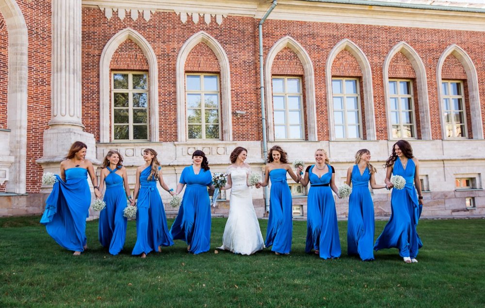 Подружки невесты в синем цвете